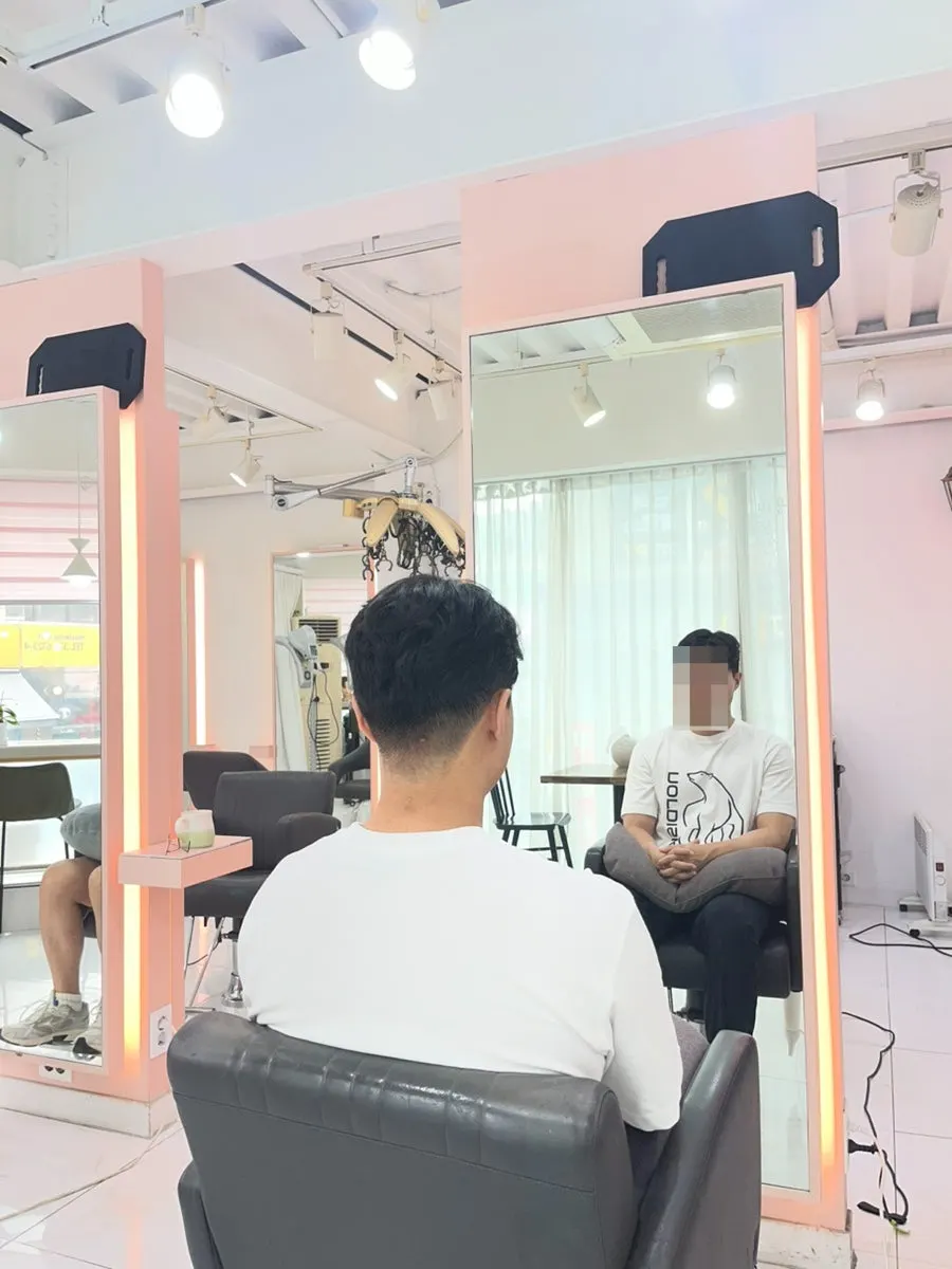 Salon space featuring the designer introduction