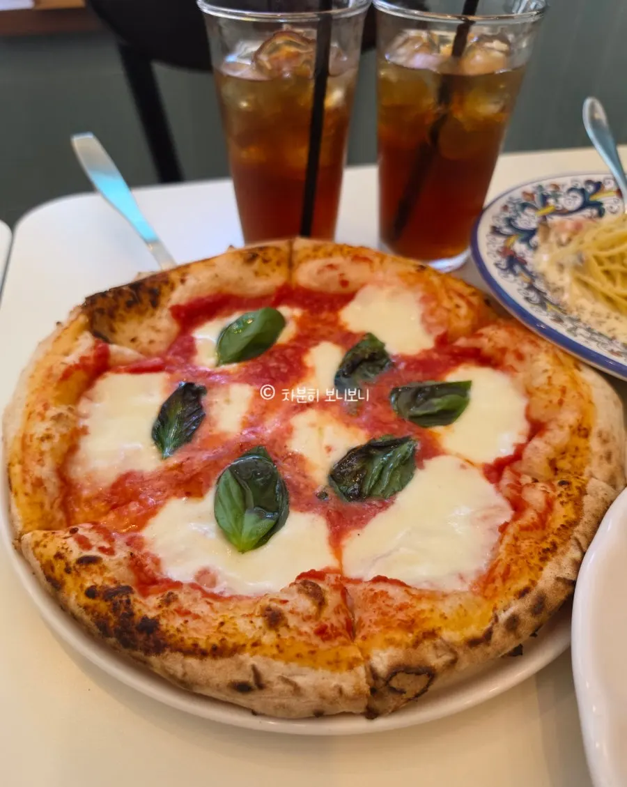 Margherita Bufala pizza topped with bufala cheese
