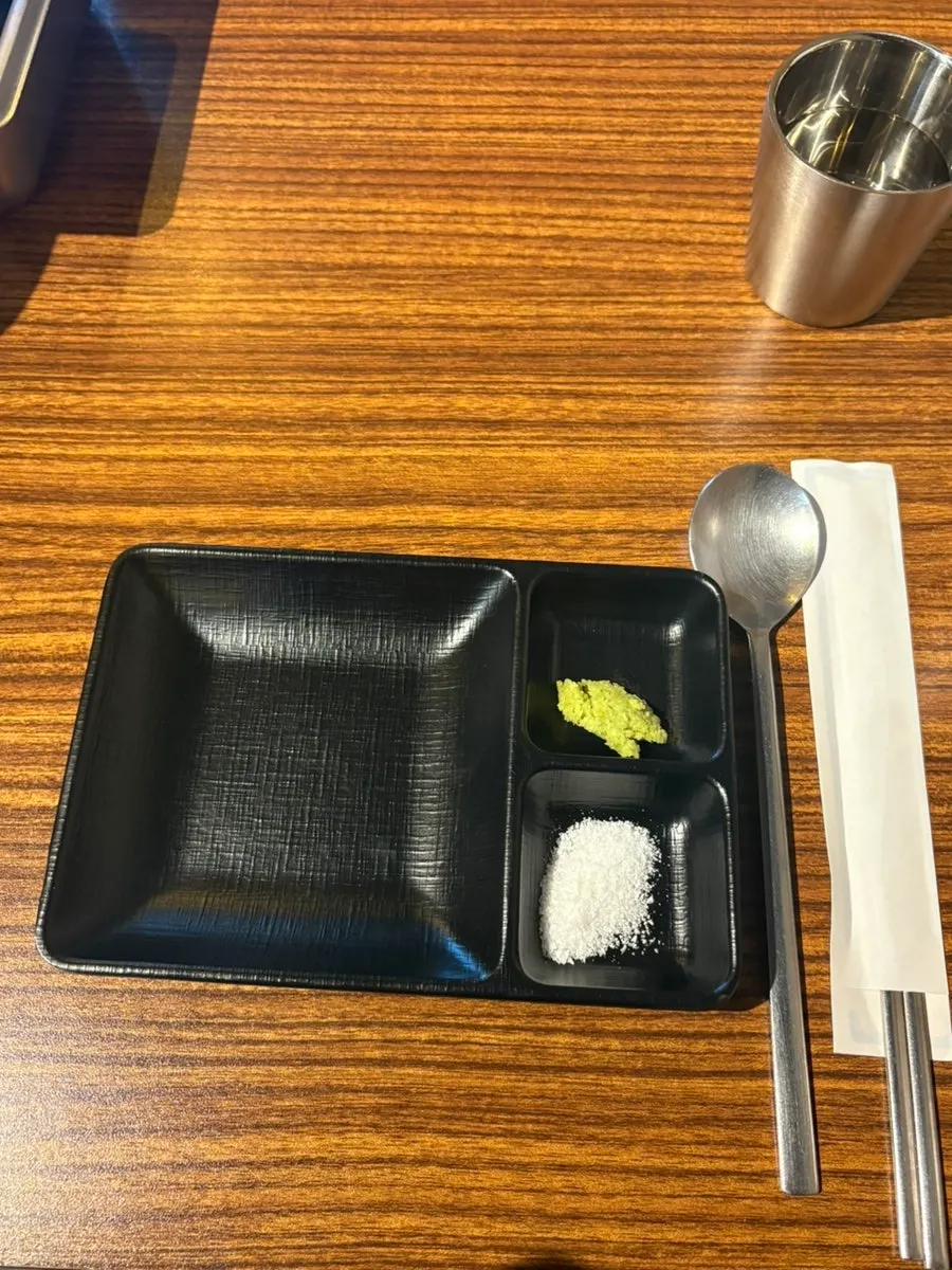 고기 즐기는 방법 안내문이 있는 자리