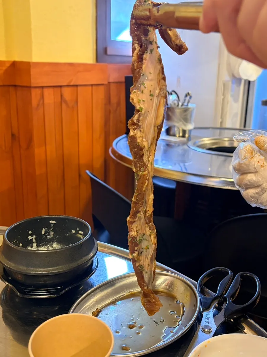 Long, plump whole skirt meat