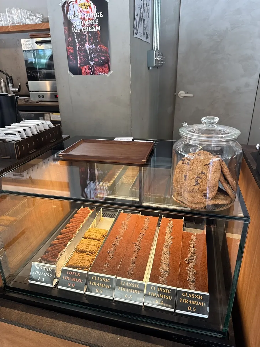 บาร์ชงกาแฟภายในร้าน