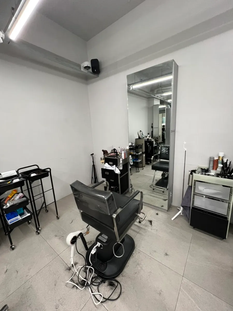 Inside Recteur Seoul salon in Hapjeong