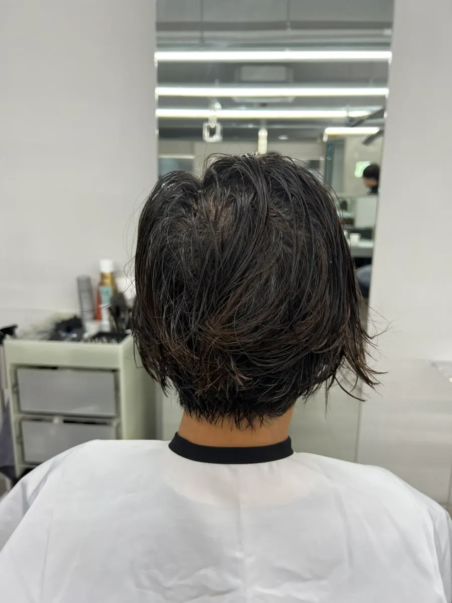 Final shampoo after the root perm