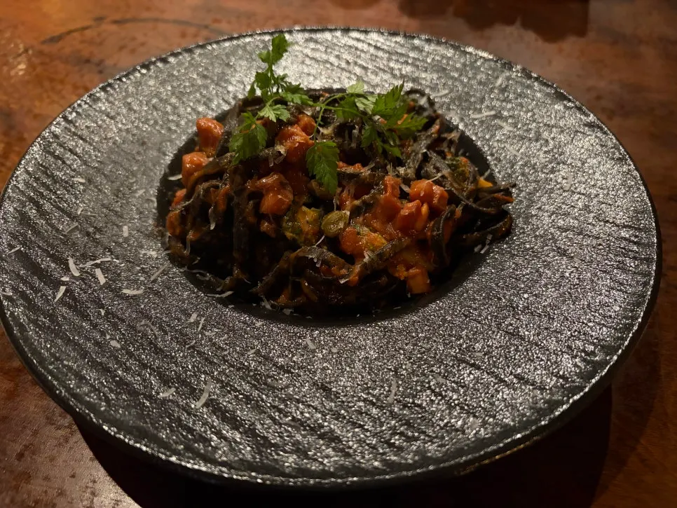 Rosetta dish and garnish