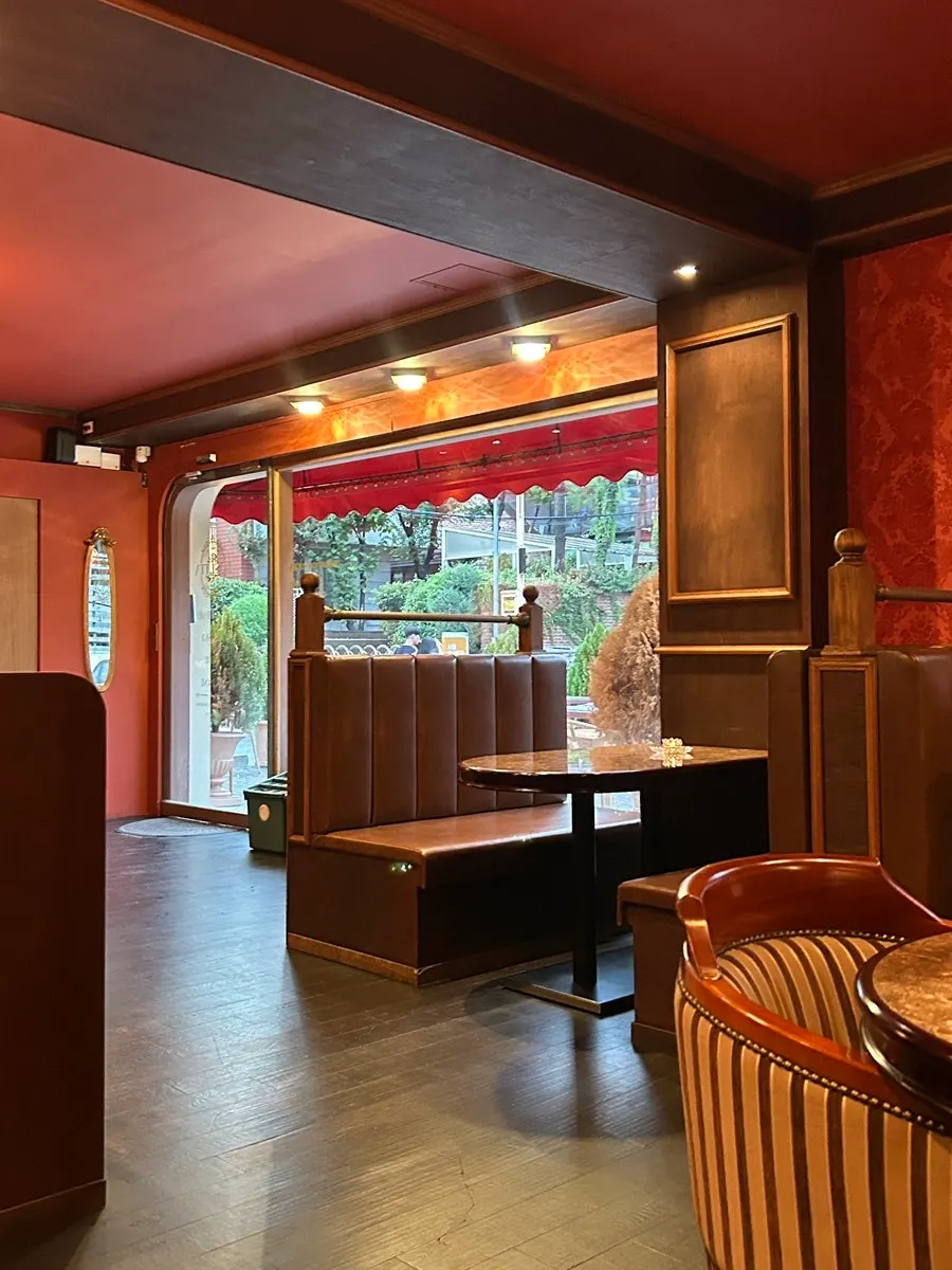 Rosetta seating with cozy lighting arrangement