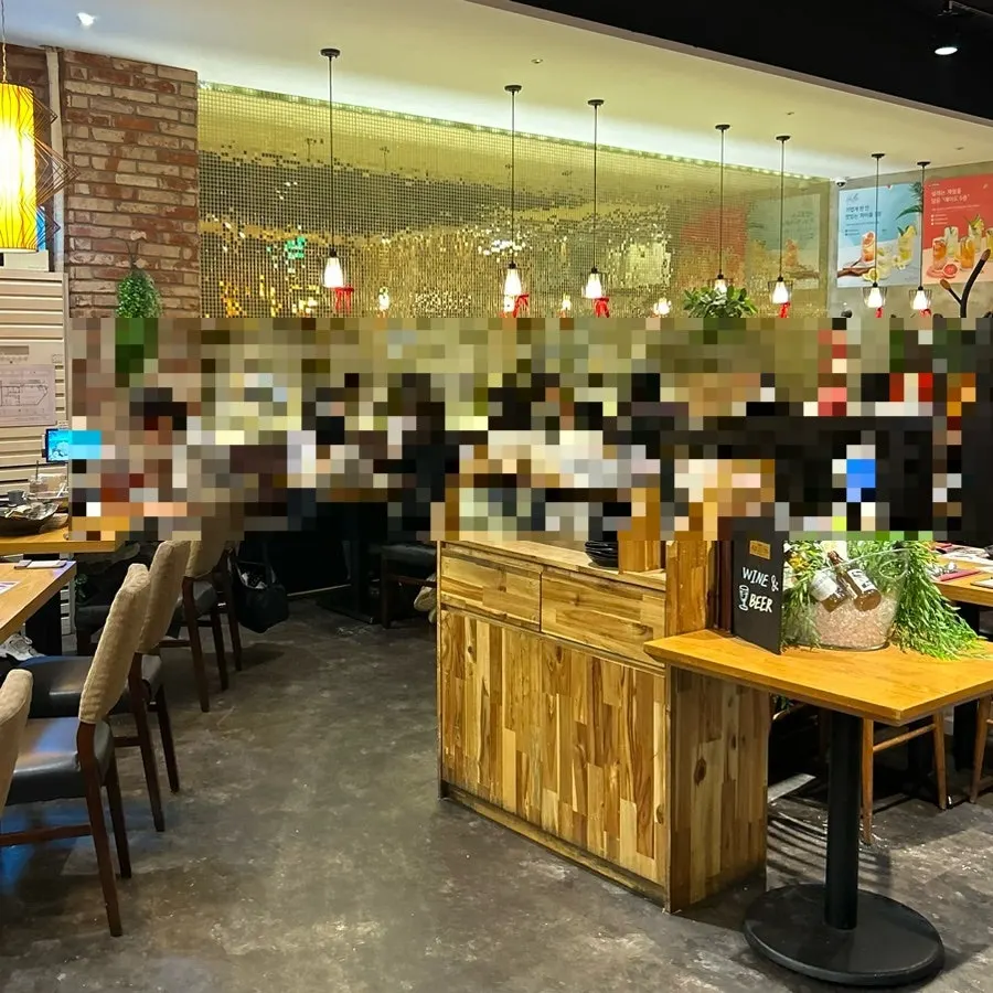 Calm and clean interior of Saeng Augustine Hapjeong Branch