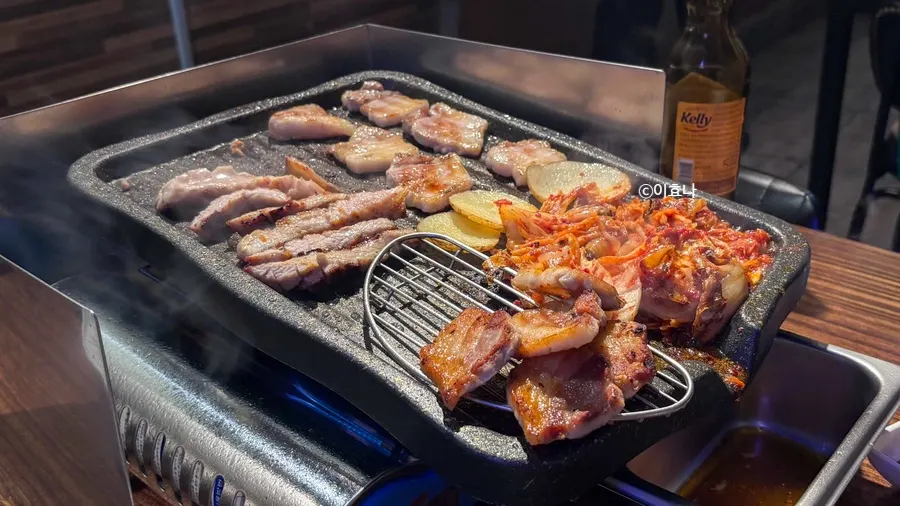Ijjok Kimchi Samgyeopsal in Hapjeong main image
