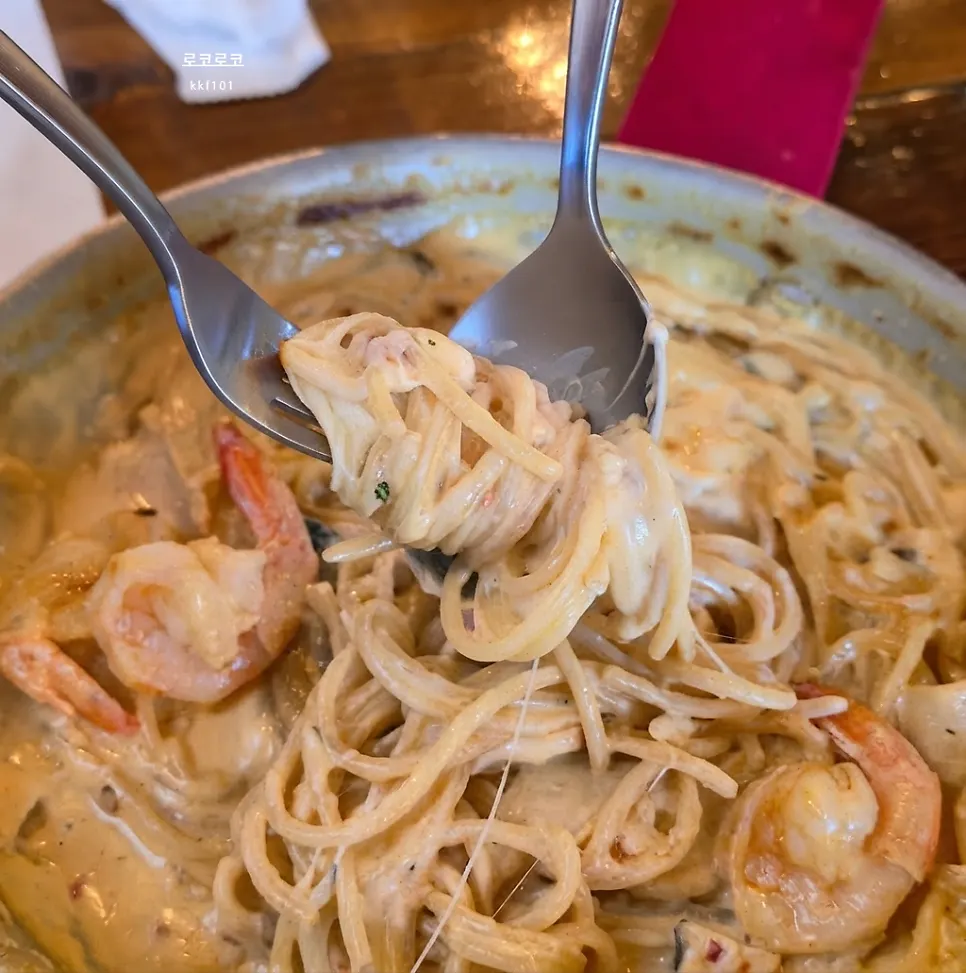 Shrimp cream pasta tossed in a rich, thick cream sauce