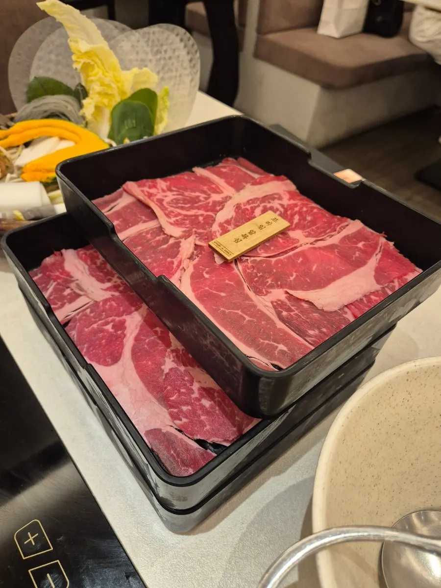 Plate of prime Angus chuck flat