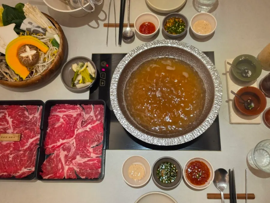 Prime Angus chuck flat shabu-shabu set for two