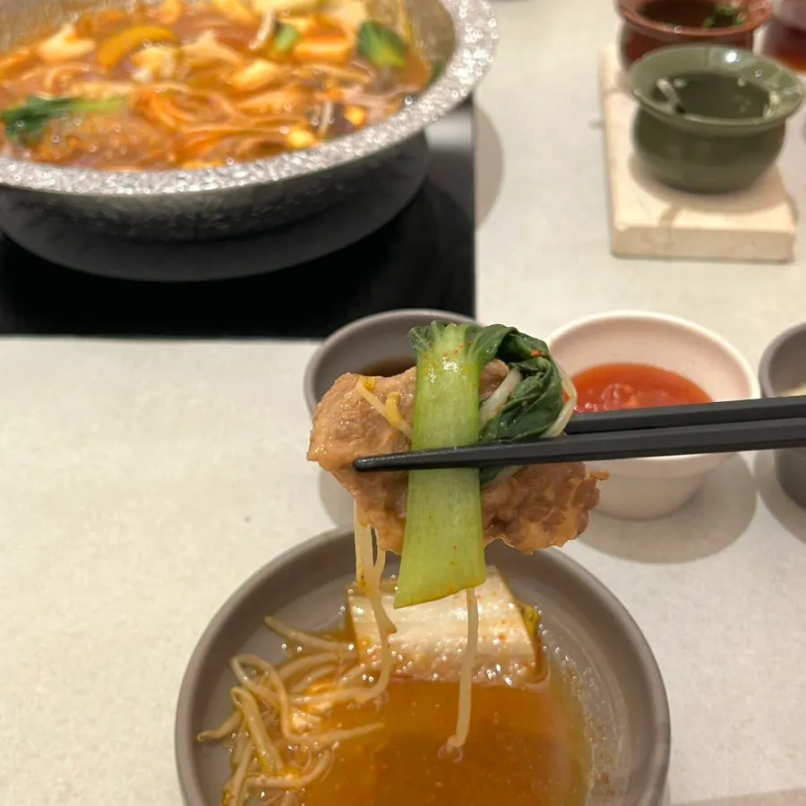 알목심 샤브샤브 구성