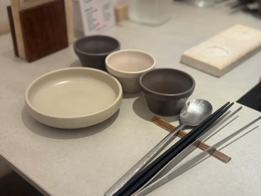 Table setting at Shabu in Seoul Hapjeong Branch