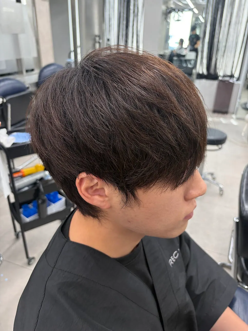 다운펌 진행 중인 옆모습