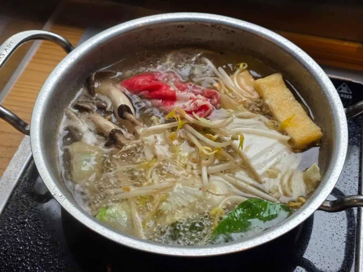 부드러운 소고기 샤브샤브 한입