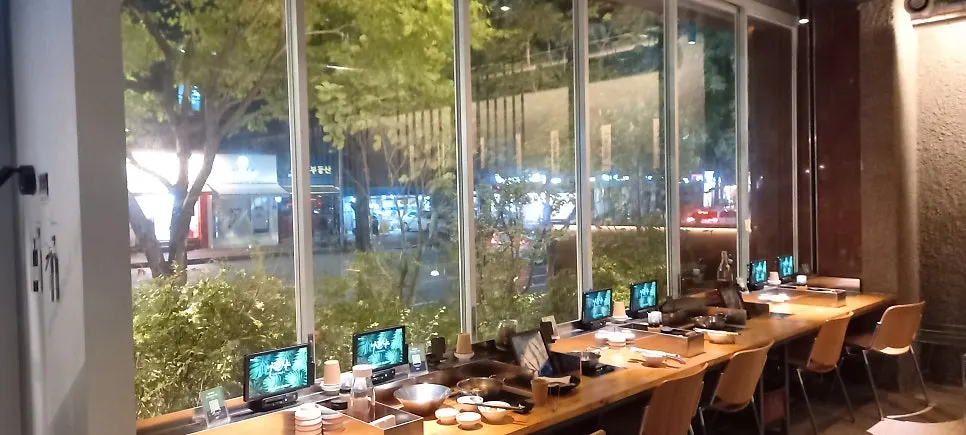 맑은탕 매콤탕 마라탕 등 육수 선택 메뉴