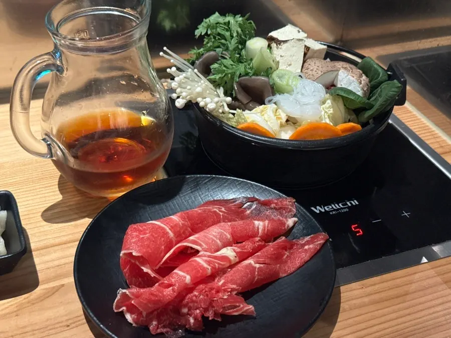 Exterior of Nahonsha, a Japanese restaurant near Hapjeong Station
