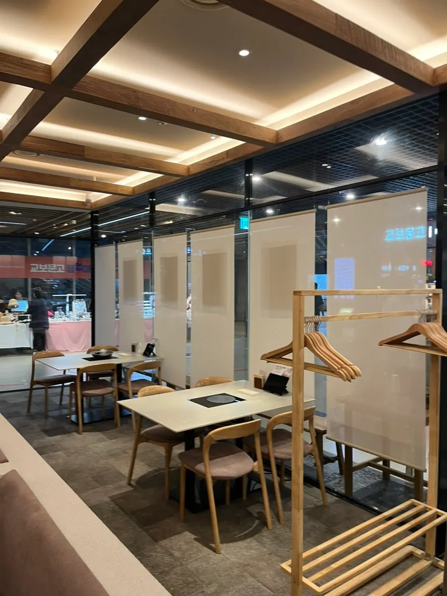 Route for visiting Shabu in Seoul Hapjeong Branch