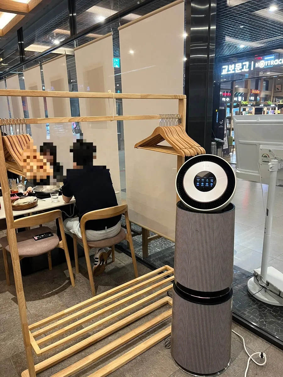 Hapjeong Station underground connecting passage