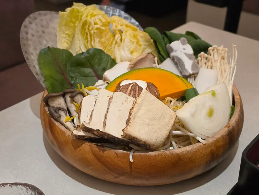 Sukiyaki broth and shabu-shabu ingredients