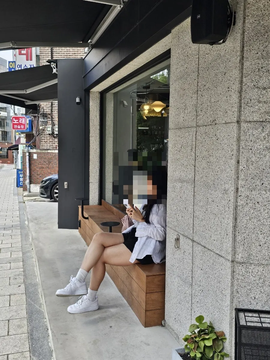 합정역 테라스 카페 센트럴사이트 야외 좌석