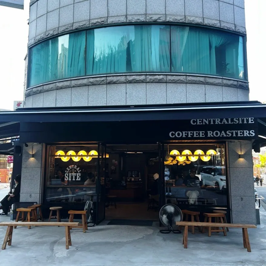 The alley surrounding the entrance to Central Site Hapjeong