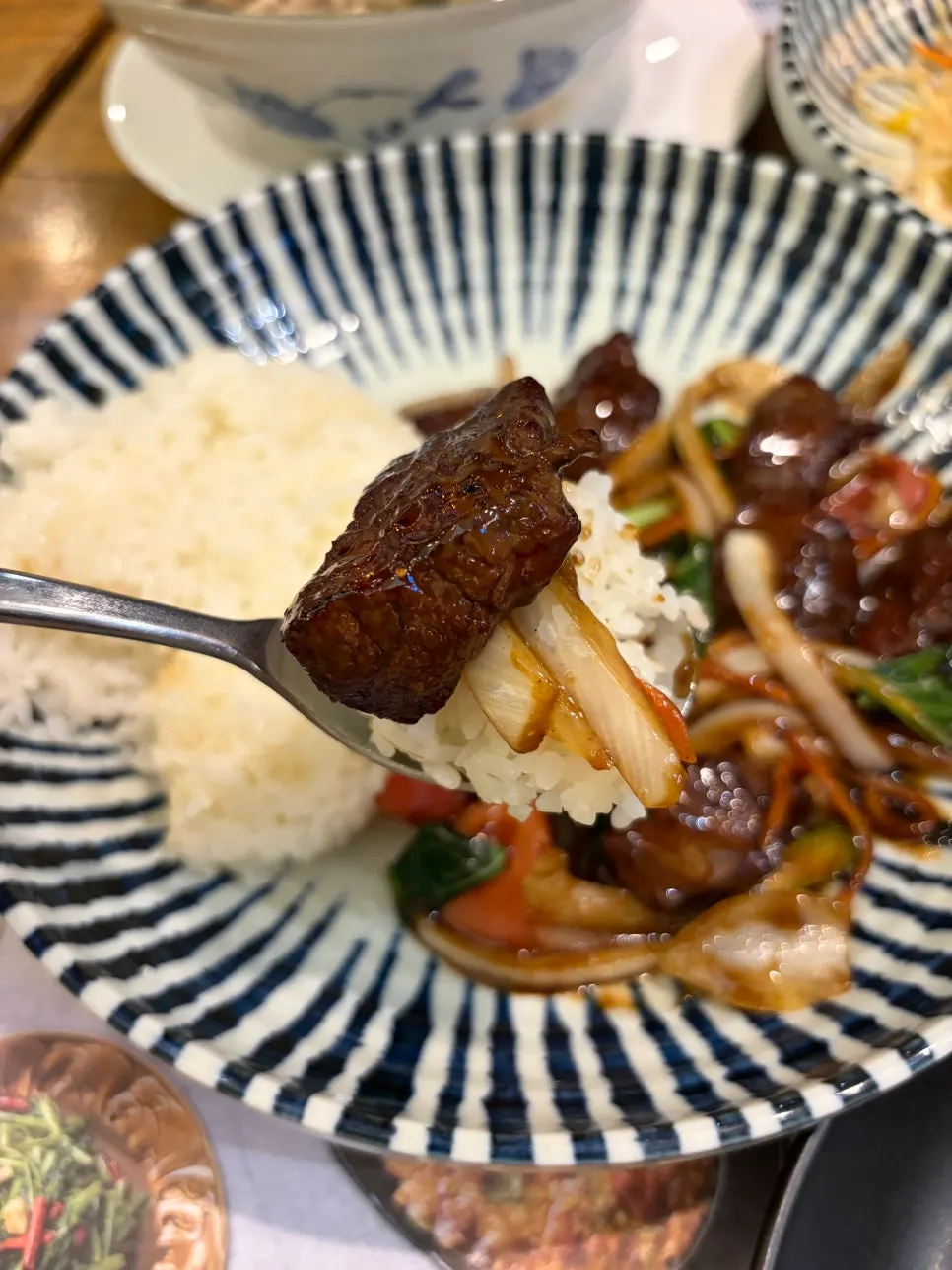 Beef rice bowl served without the fried egg