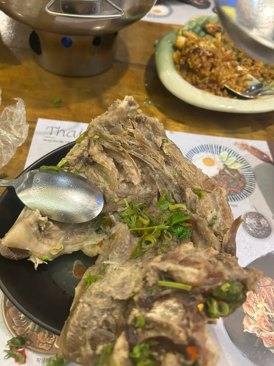Leng saap meat topped with broth