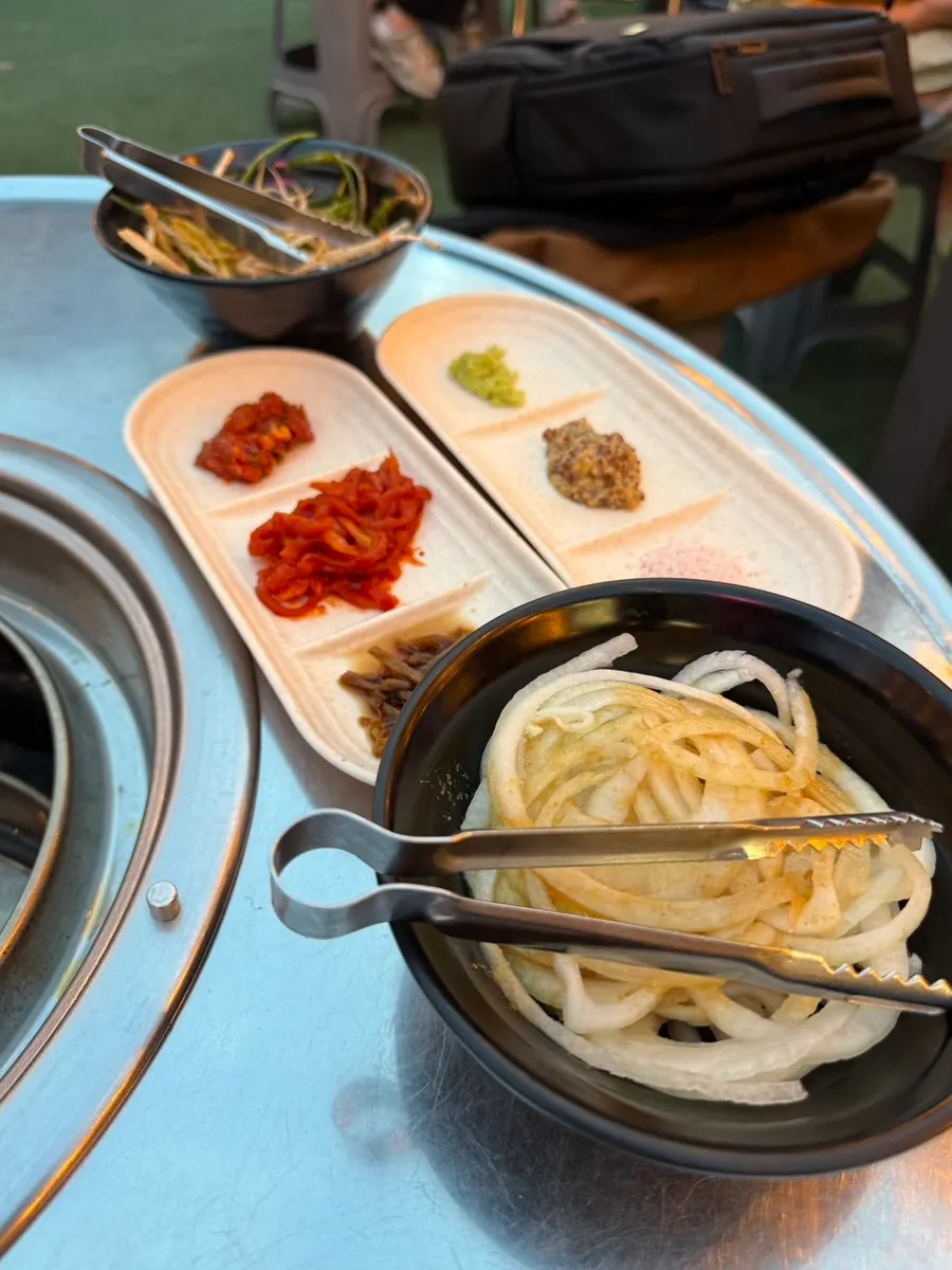 한돈세트 멜젓 49,000원 메뉴 표기