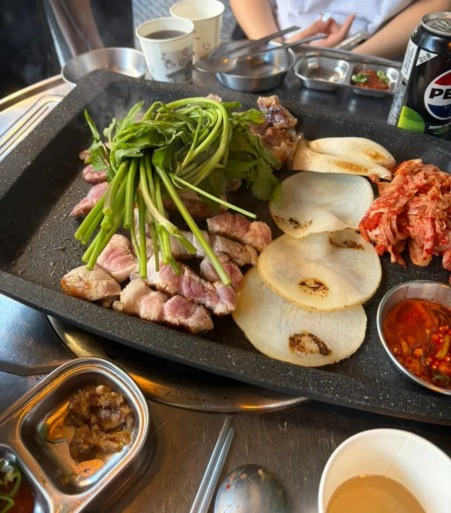 Grilled meat cut into easy-to-eat pieces