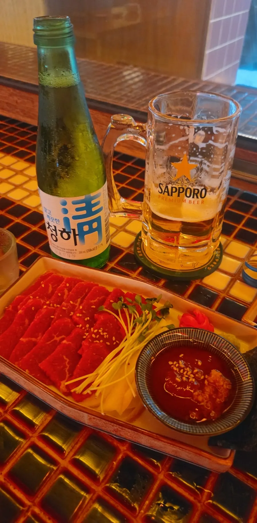 Accompaniments for Korean beef yuk sashimi