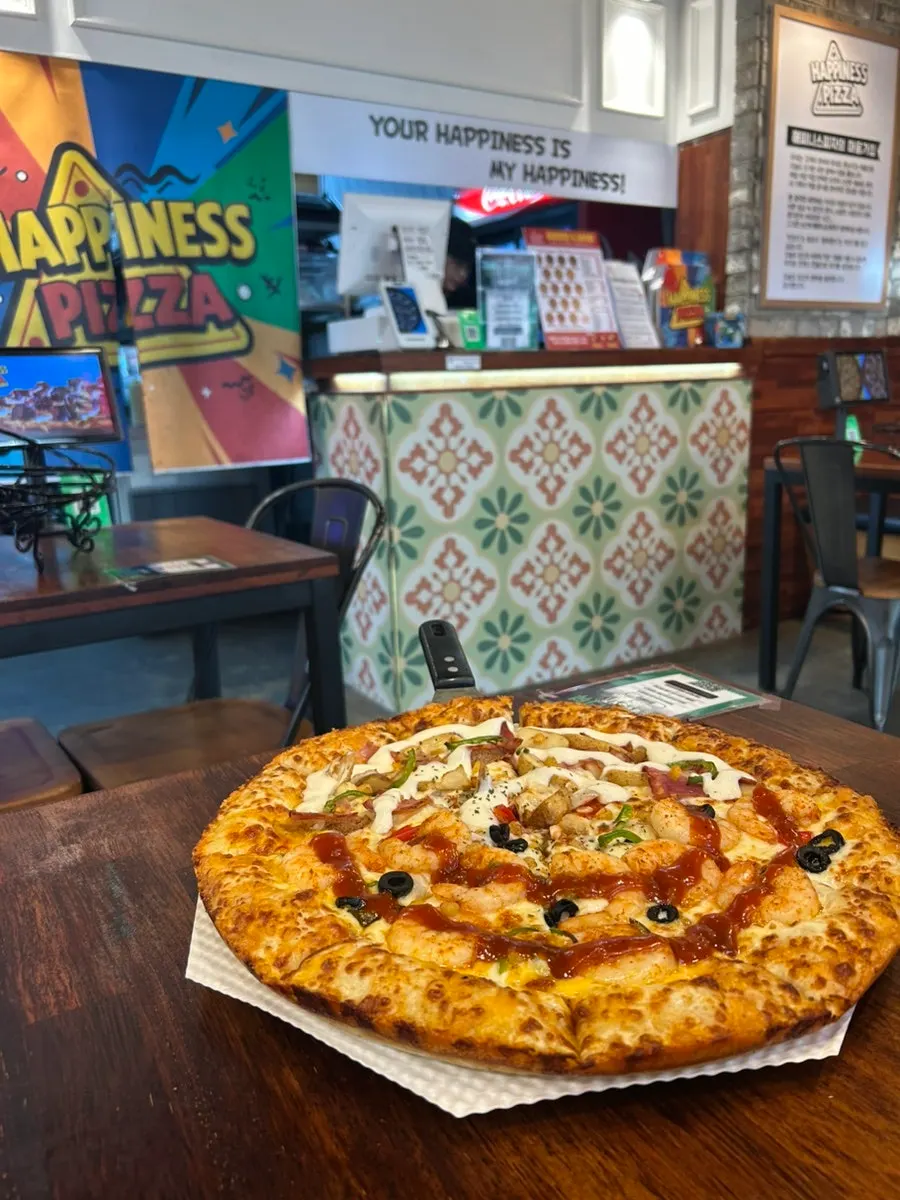 Bacon potato and tongtong shrimp half-and-half L pizza