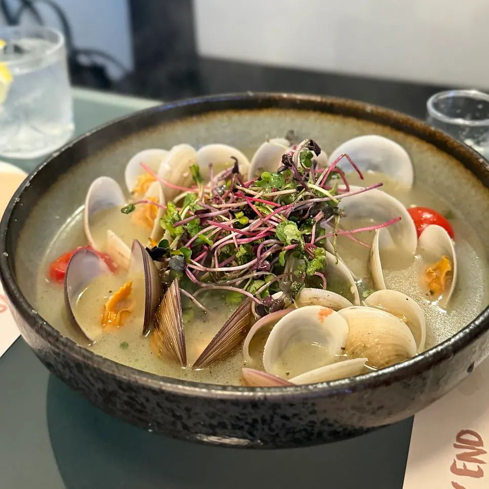 모시조개가 듬뿍 담긴 술찜