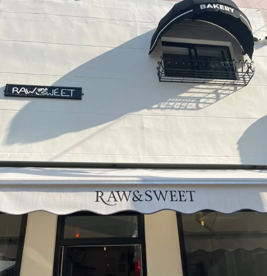 Low & Sweet Bakery's exterior with a Paris back-alley feel