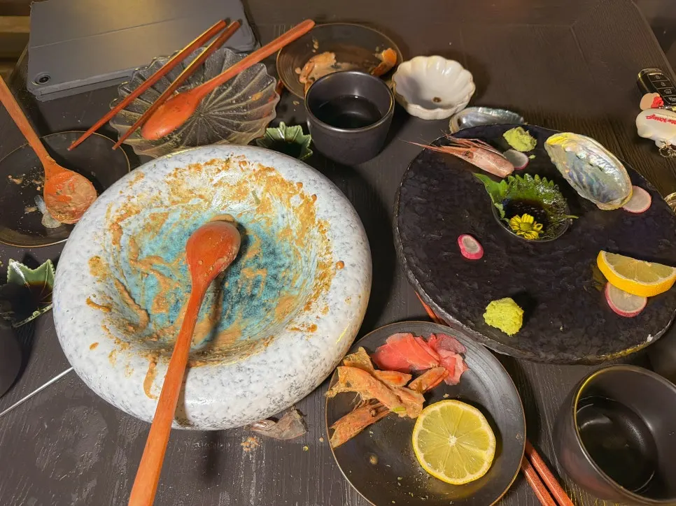 하루토 테이블 세팅과 마무리 사진