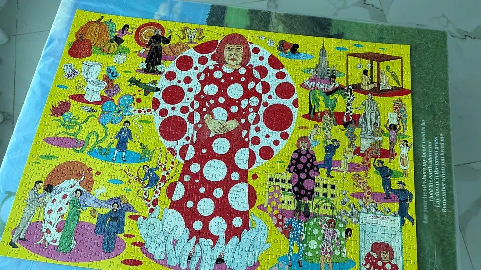 퍼즐 표면 마감에 사용하는 퍼즐글루