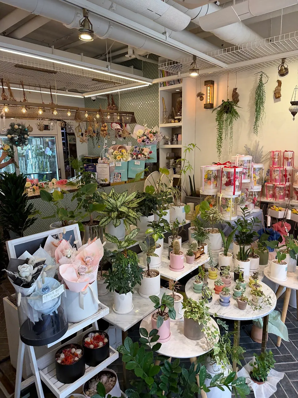Fresh flowers and bouquets displayed in the shop