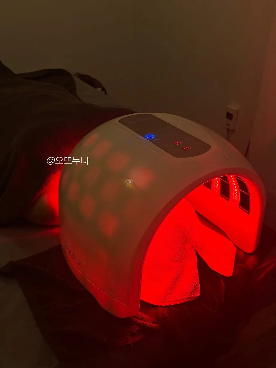 Final step of calming skin with a mask