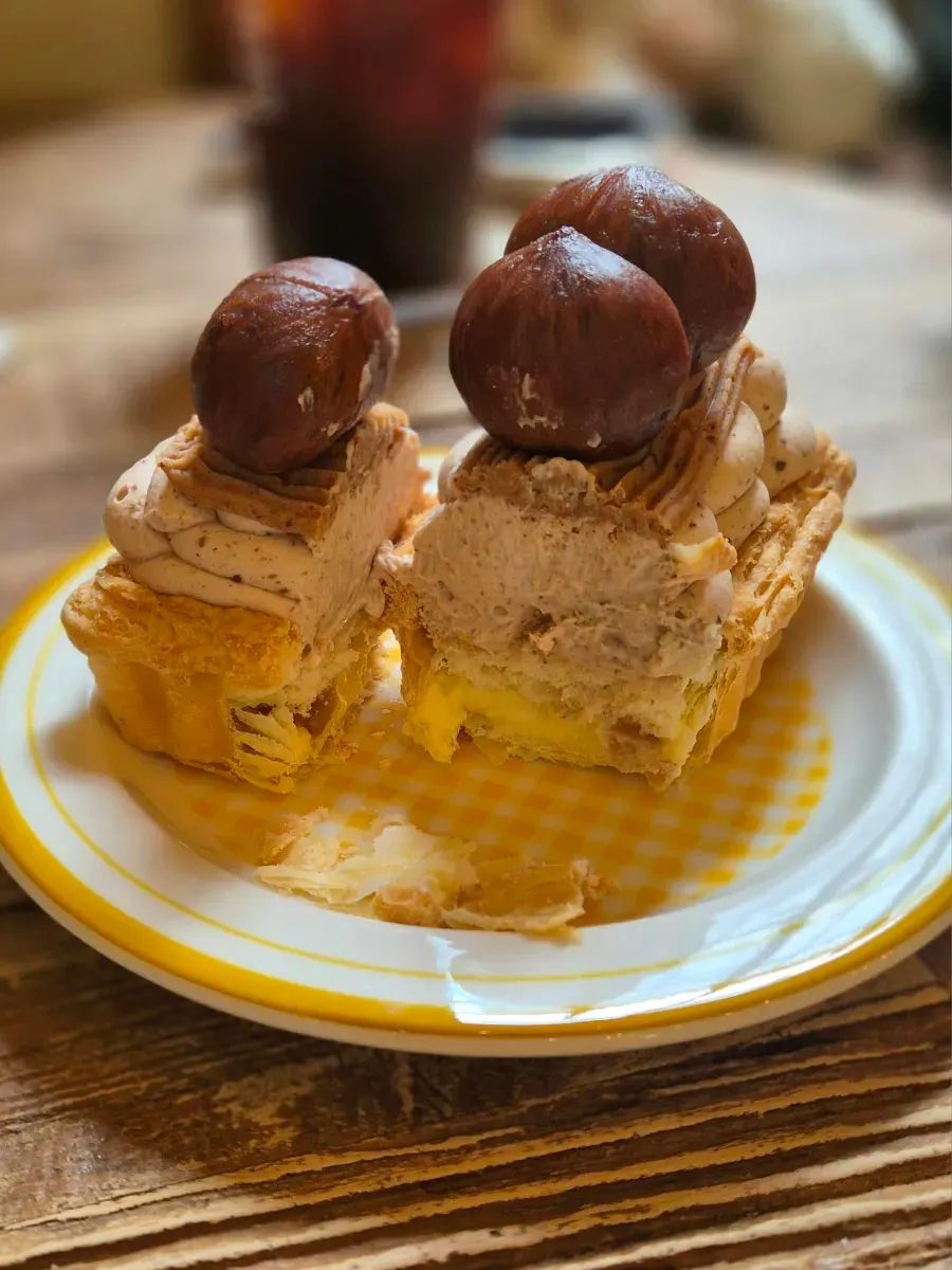 Cross-section of the Mont Blanc cream pie showing crust and cream layers