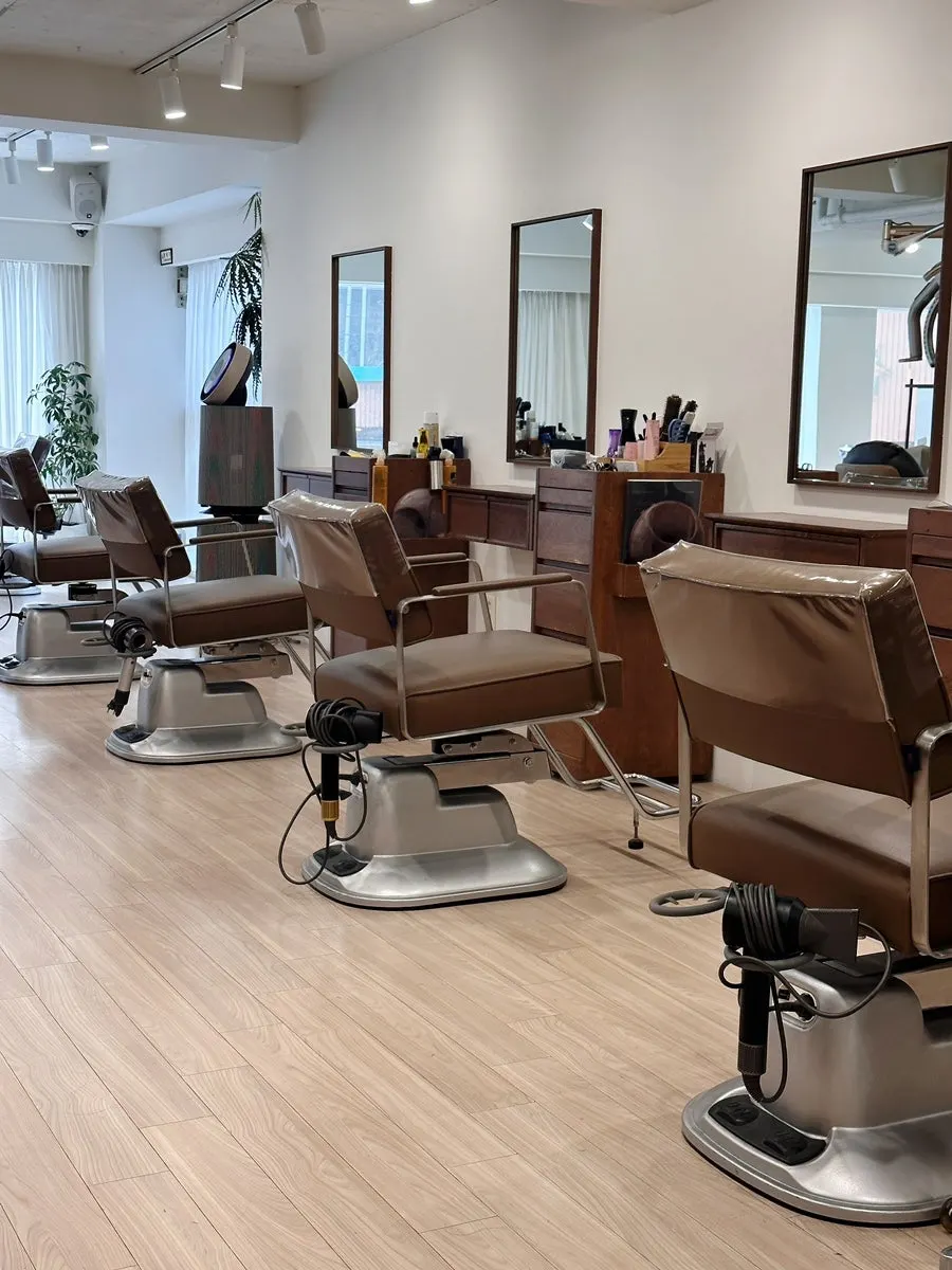 Overall interior view of Heeol Hair Gangnam Flagship Store