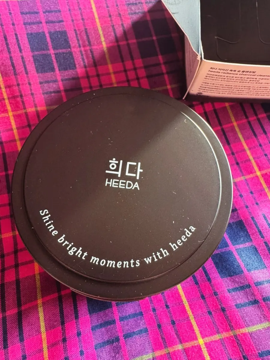 Cleansing balm for blackheads and texture: HEEDA Jirisan Charcoal