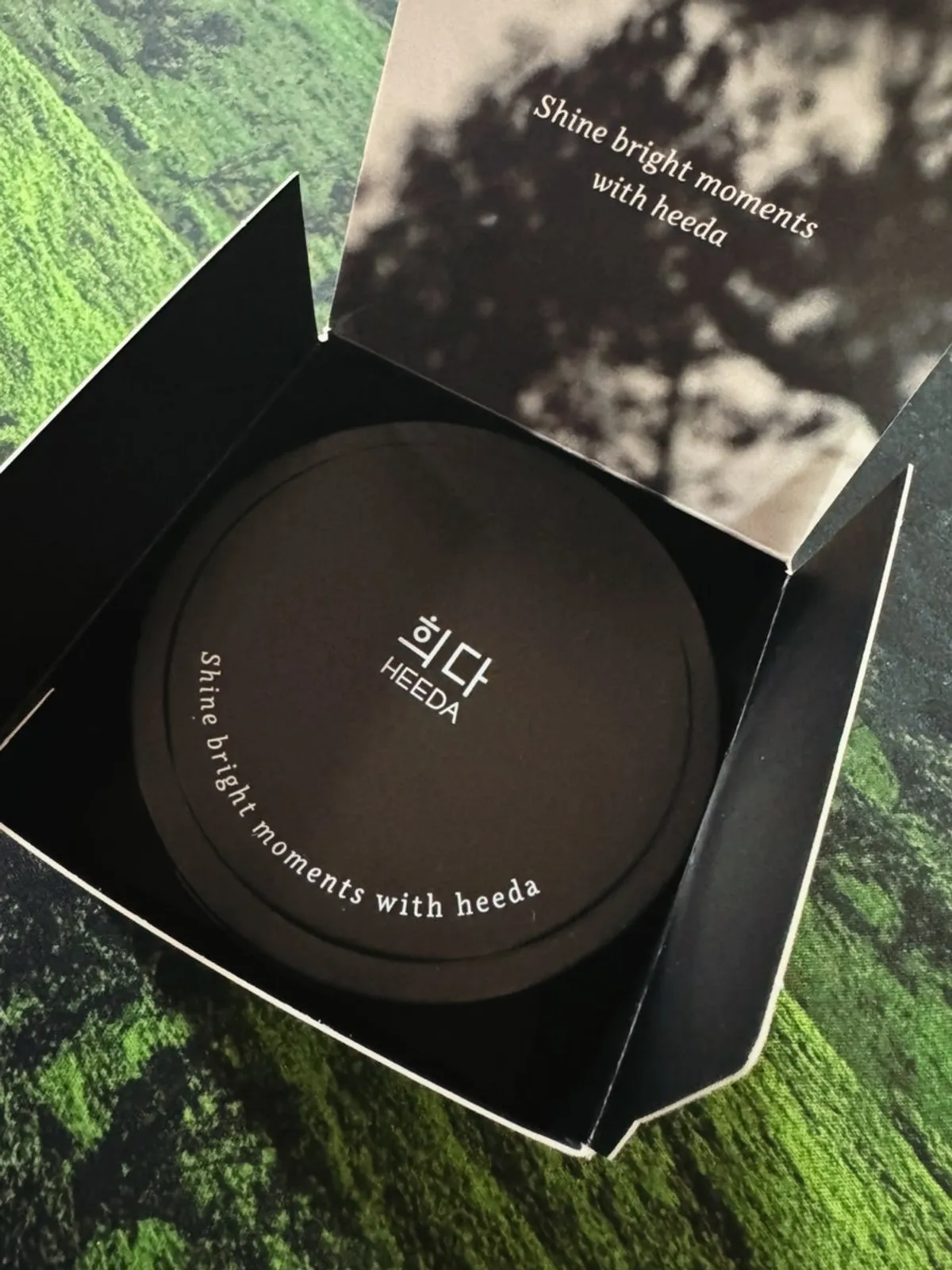 Dry-skin cleansing balm for makeup: HEEDA Jirisan Moist Charcoal