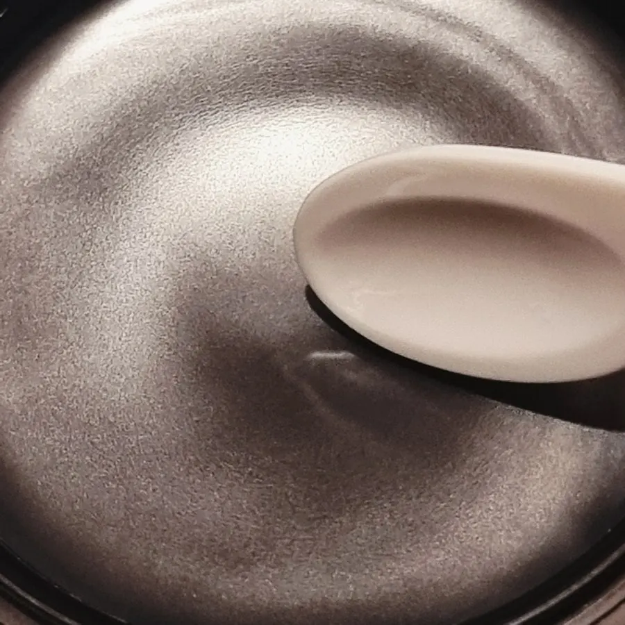 Charcoal cleansing balm for dehydrated oily skin: HEEDA Jirisan