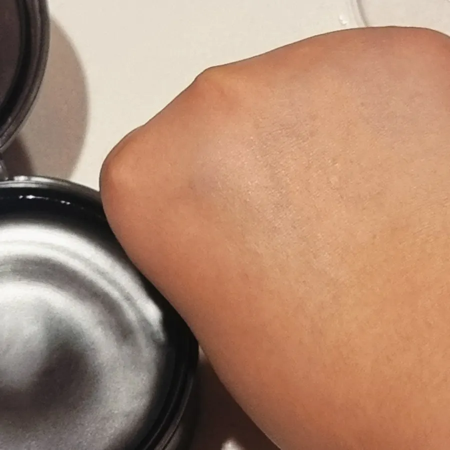 Charcoal cleansing balm for dehydrated oily skin: HEEDA Jirisan