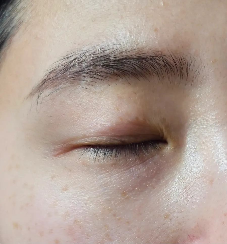 Charcoal cleansing balm for sensitive skin used nightly: HEEDA