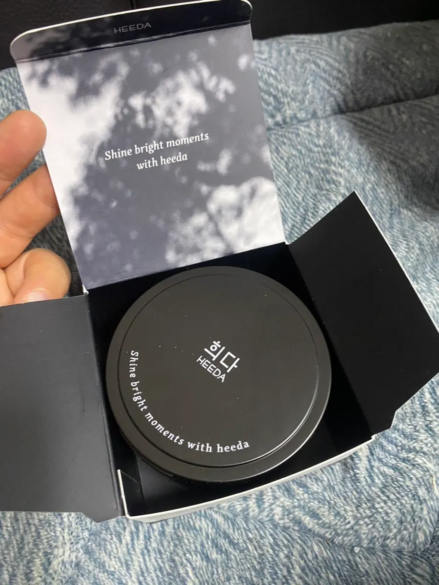 Cleansing balm for combination-oily skin: HEEDA Jirisan Charcoal