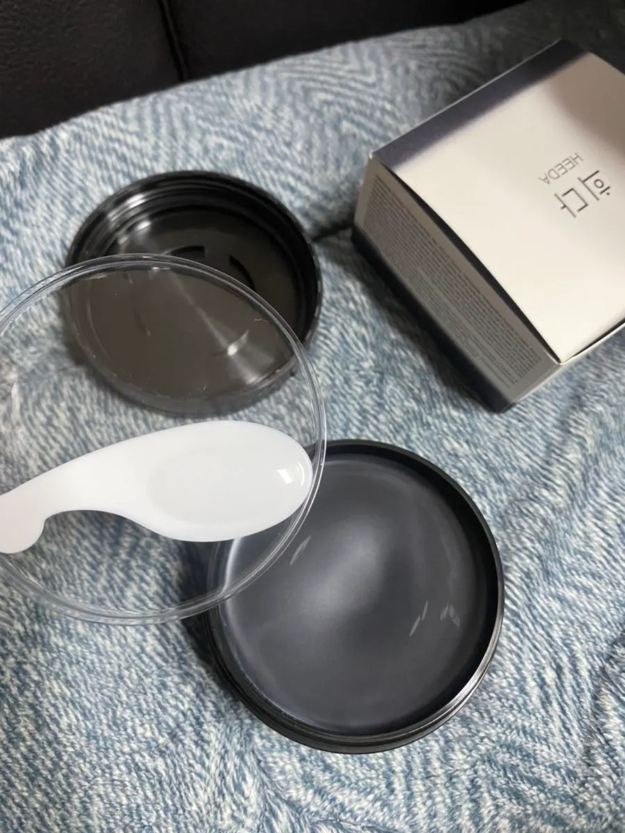Cleansing balm for combination-oily skin: HEEDA Jirisan Charcoal