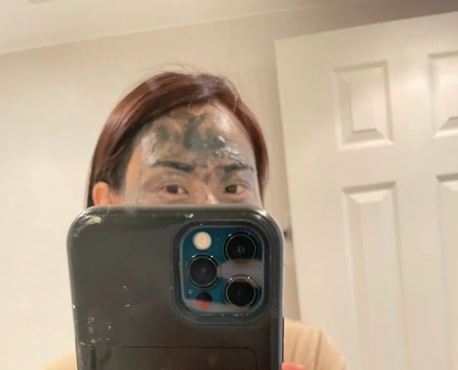Charcoal cleansing balm for makeup removal: HEEDA Jirisan Moist