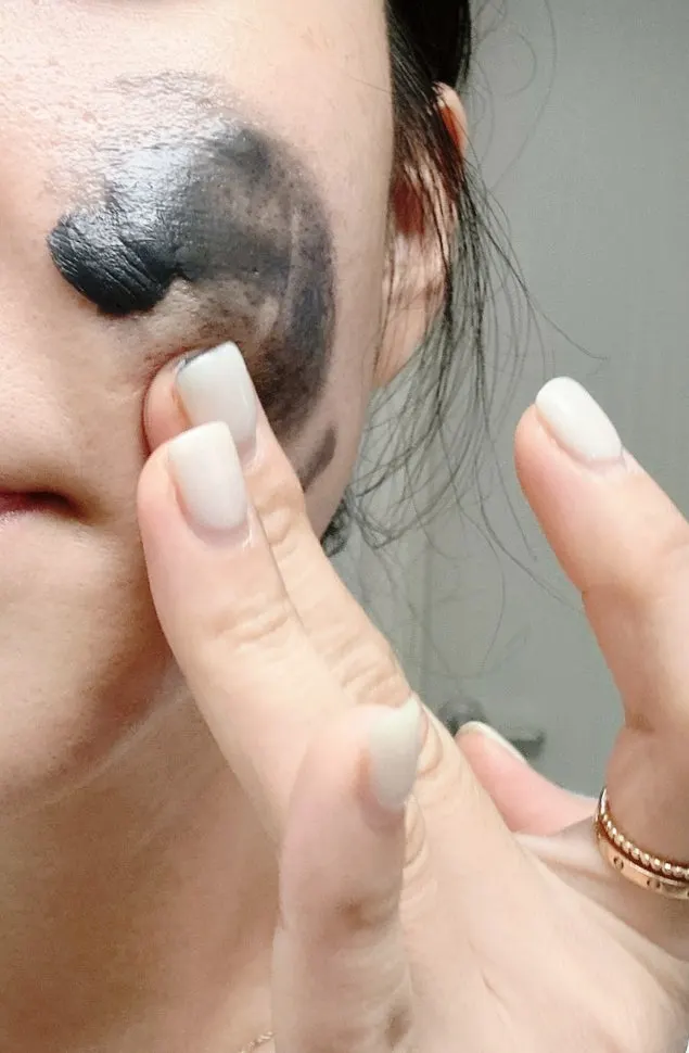 Makeup-removing cleansing balm test: HEEDA Jirisan Charcoal