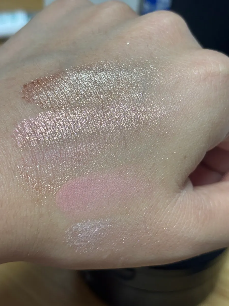 Makeup cleansing balm for a non-tight finish: Huida Jirisan Charcoal