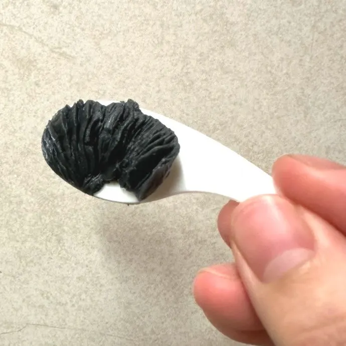 Charcoal cleansing balm makeup removal: HEEDA Jirisan Moist